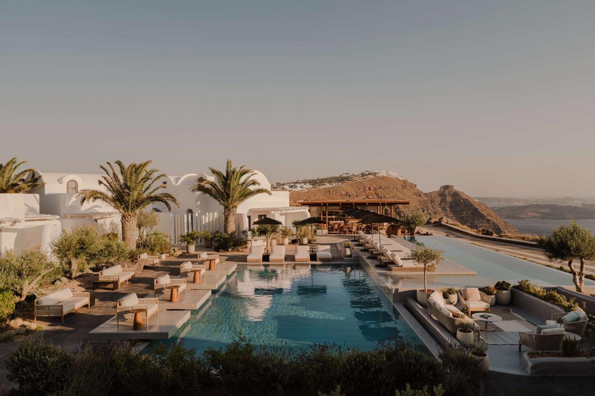Nobu Hotel Santorini (Adults Only) Imerovigli  Bagian luar foto