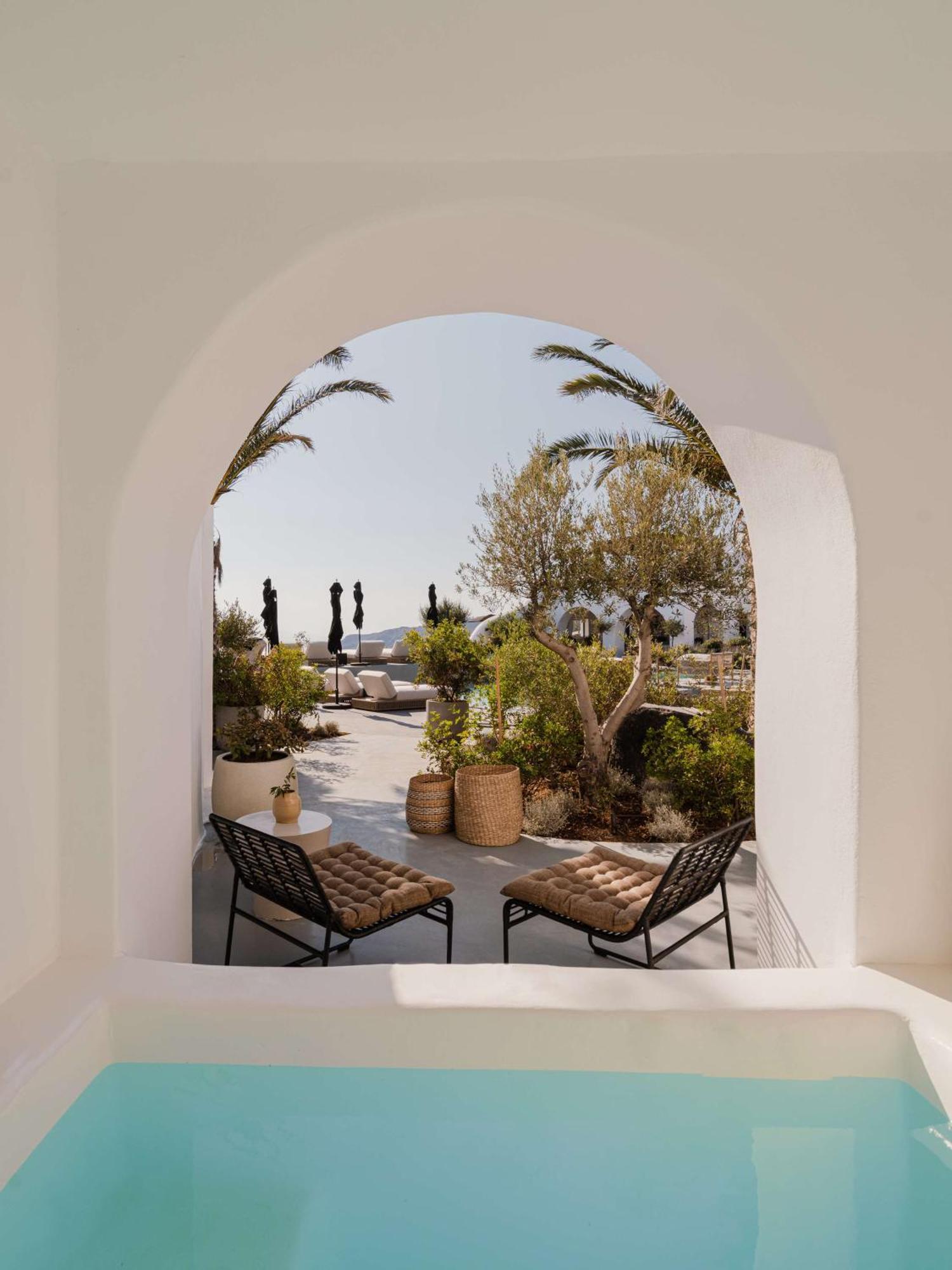 Nobu Hotel Santorini (Adults Only) Imerovigli  Bagian luar foto
